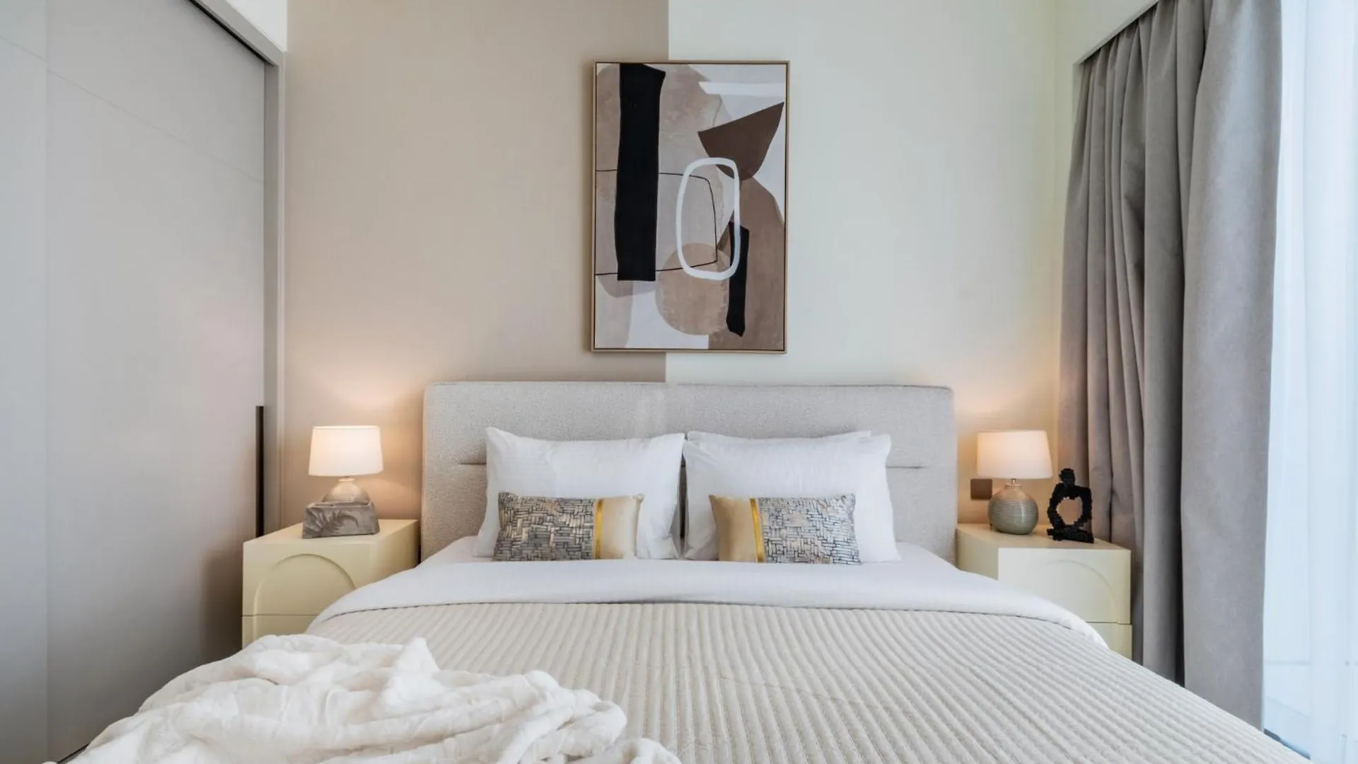 Apartment The Smart Concierge - Signature Grande Dubai